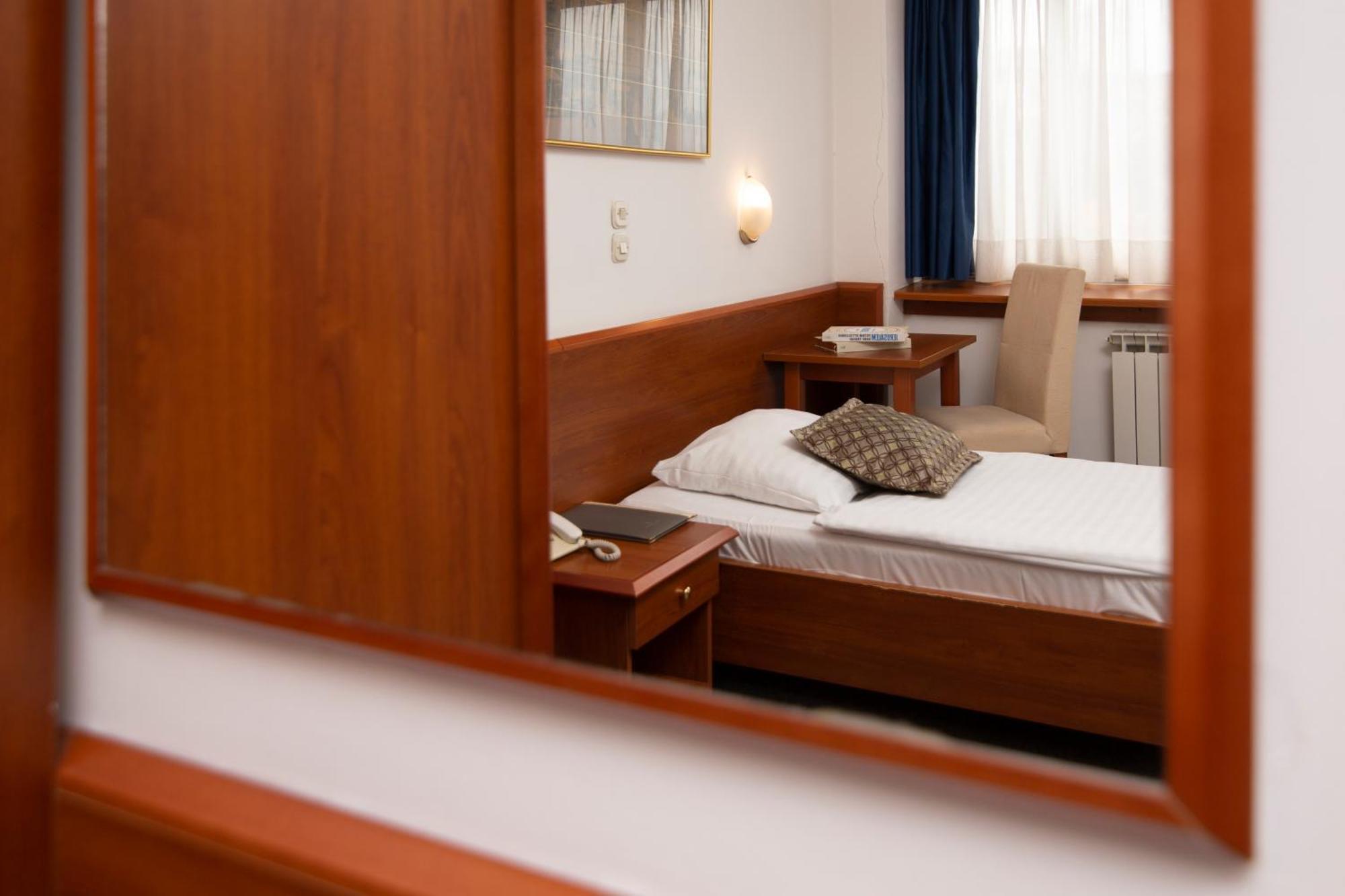 Hotel Neboder Rijeka Phòng bức ảnh