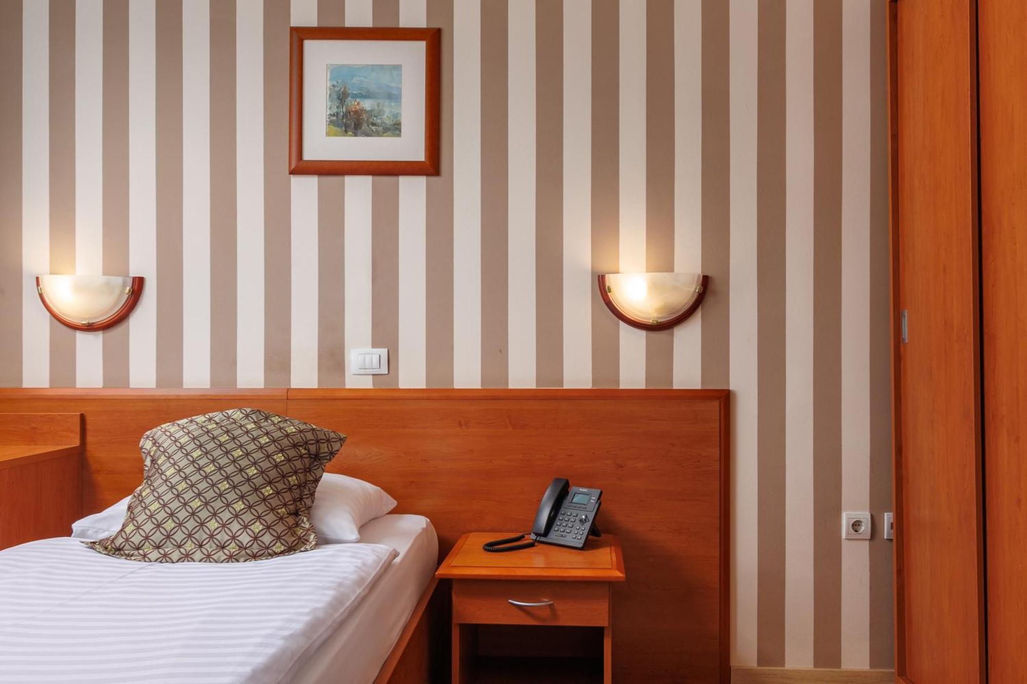 Hotel Neboder Rijeka Phòng bức ảnh